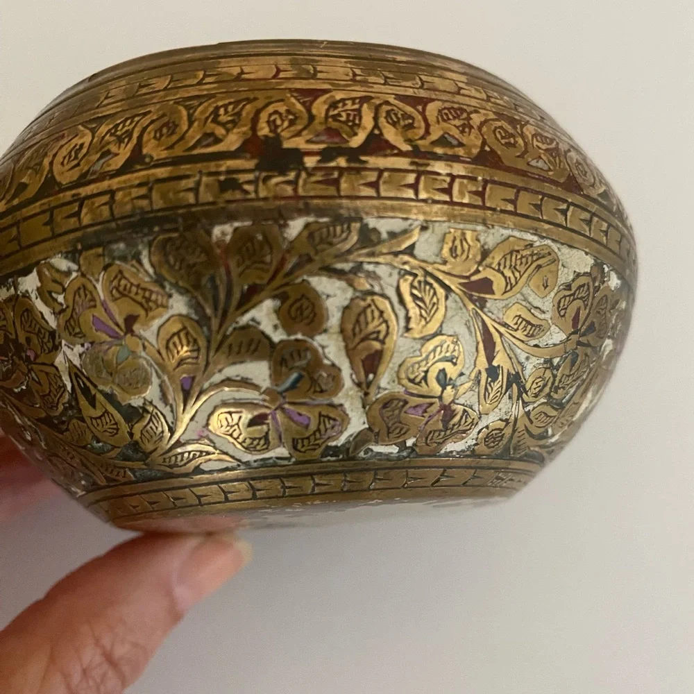 SOLD Vintage Elephant Claw Temple Bell & Stand Brass Floral Shamrock Boho Spirit - Picture 9 of 11